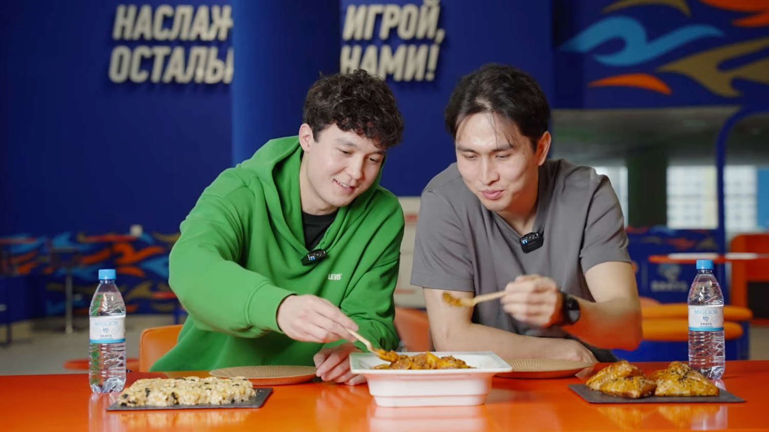 Хоккейшілер татар тағамдарынан дәм татады