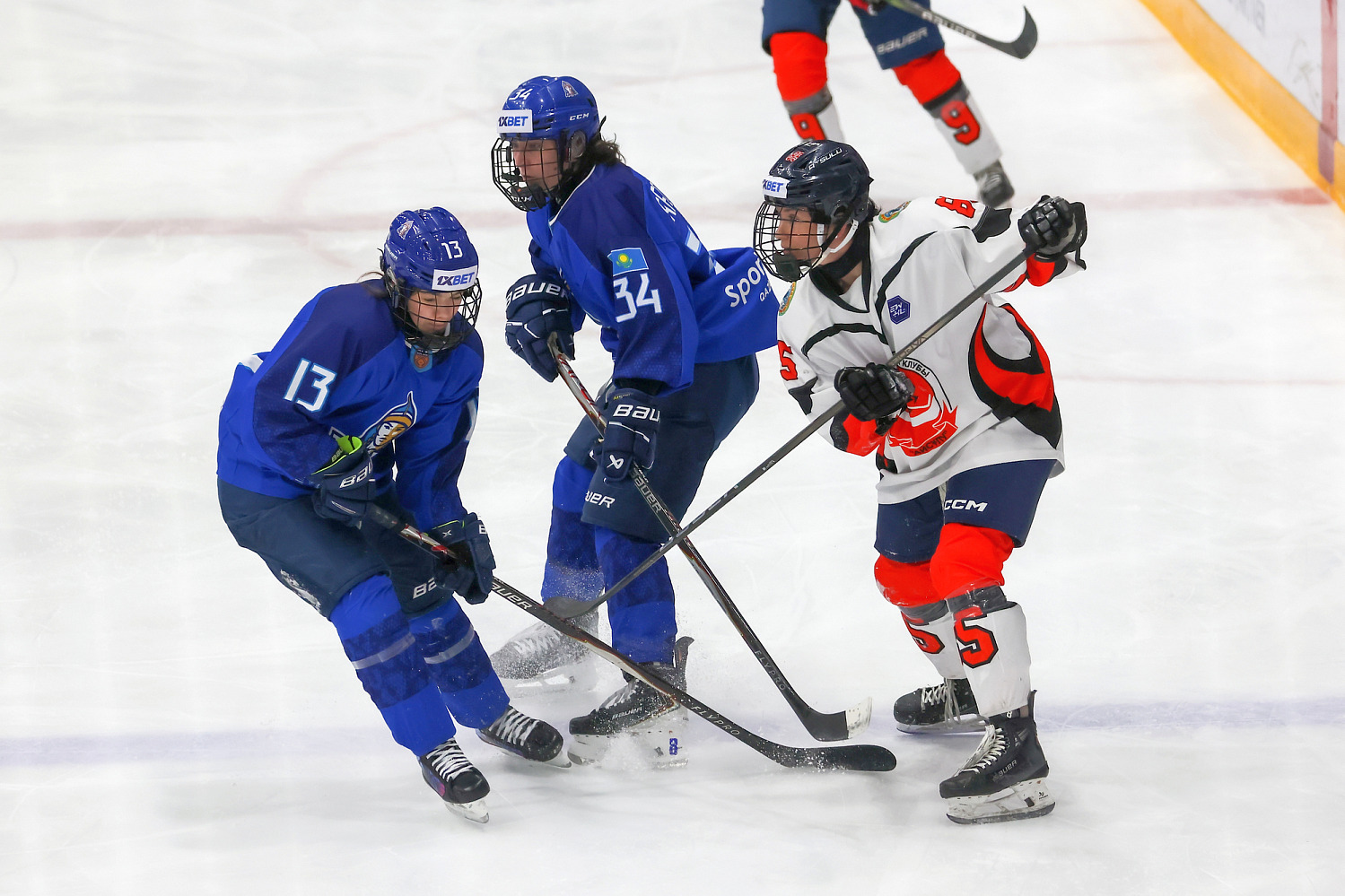 Томирис Айсұлуға тағы да есе жіберді