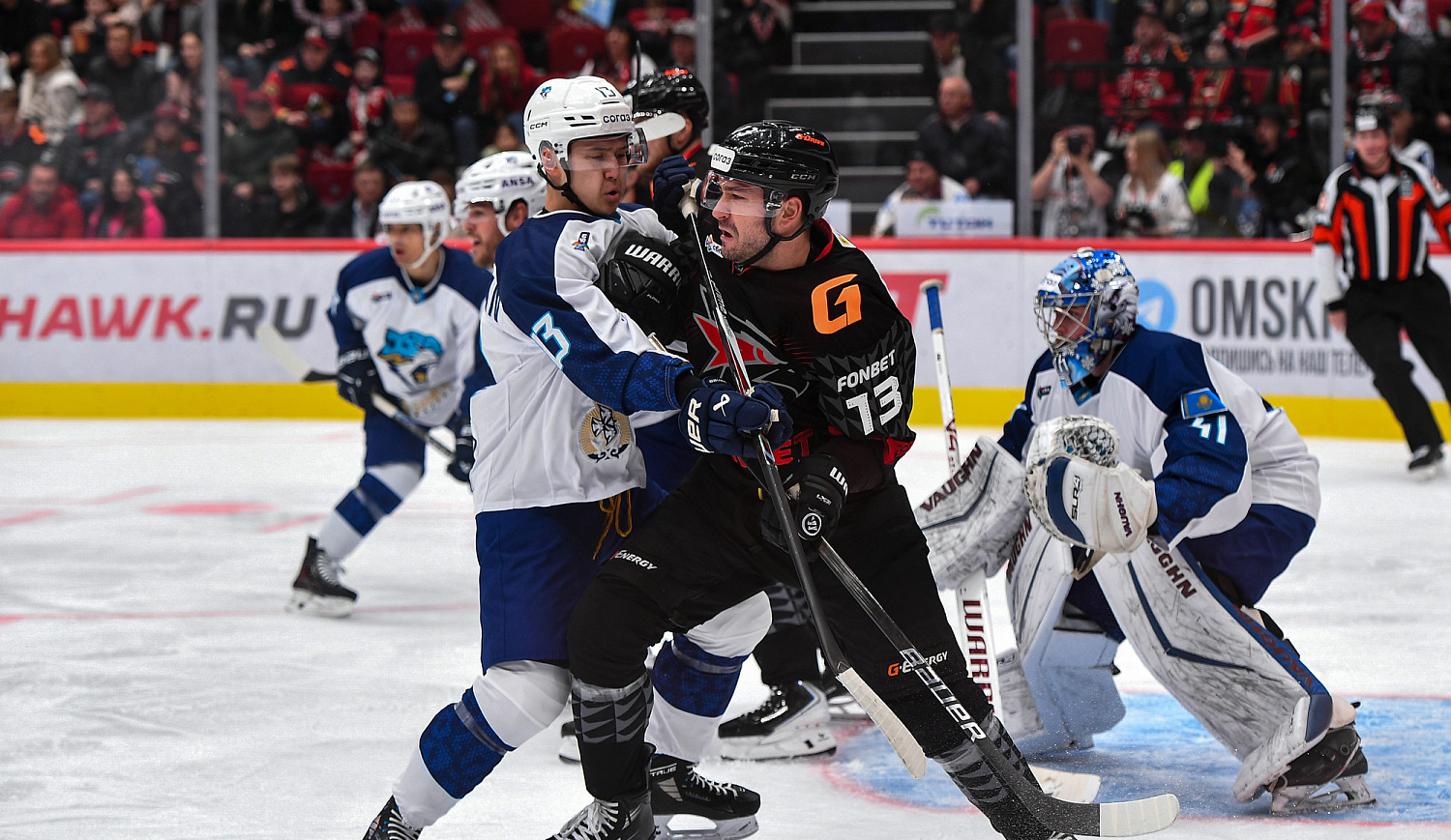 Бөксесіне тығынмен қыдырып жүр