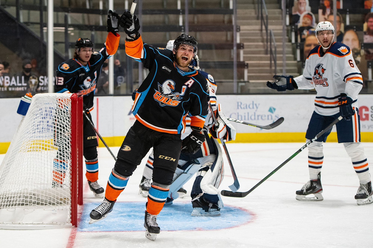 Чейз де Лео мансабын Барыста жалғастырады