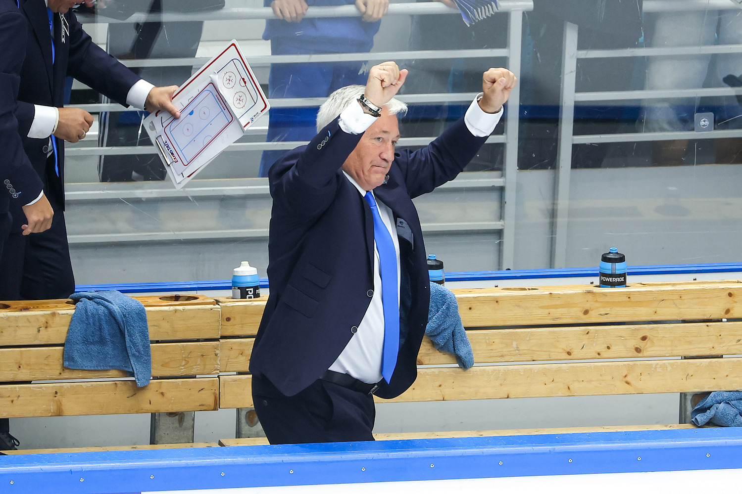 Михаил Кравец Барыспен келісімін ұзартты