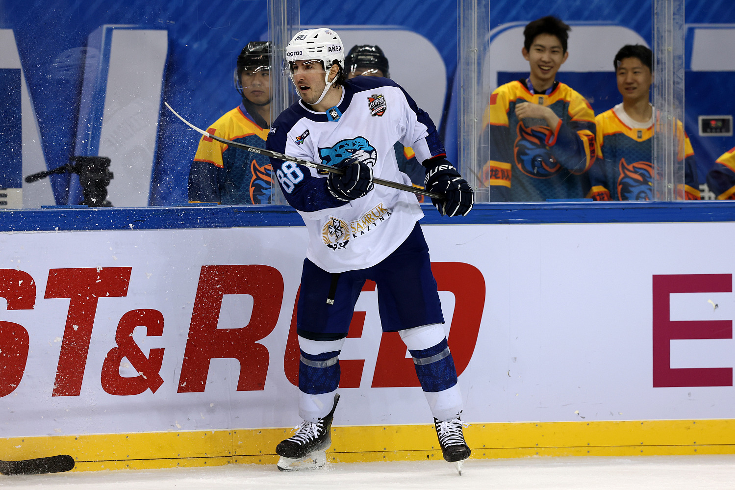 Веккьоненің хет-тригі Барысқа Shanghai Dragons командасын жеңуге көмектесті