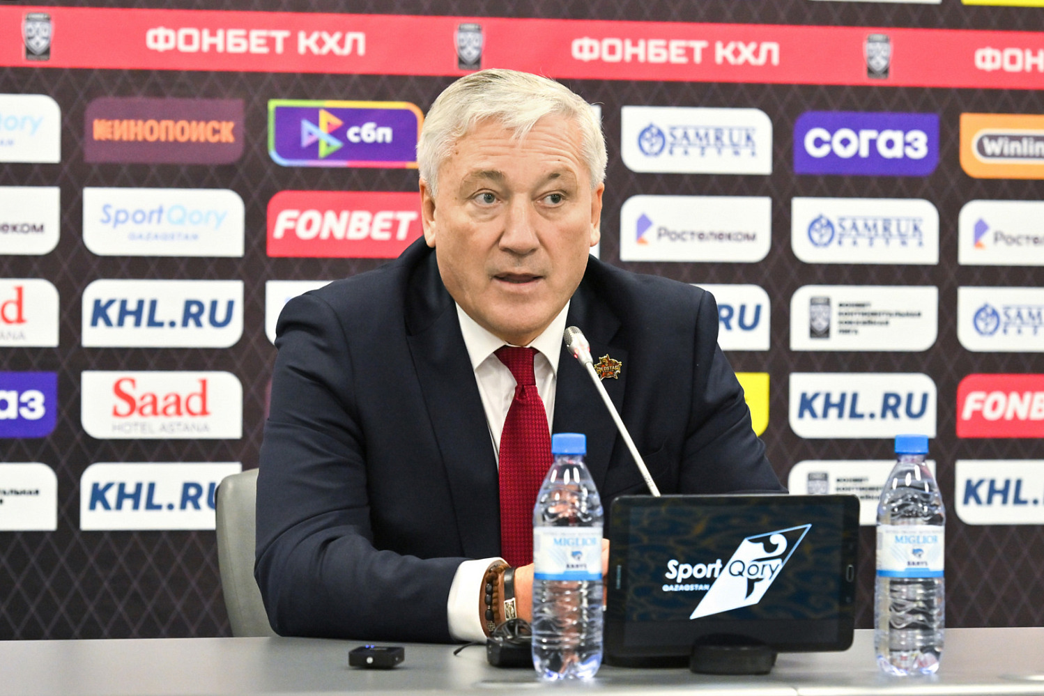 Михаил Кравец - Барыс клубының бас бапкері